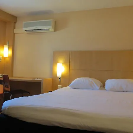 Ibis Centre Gare 3*