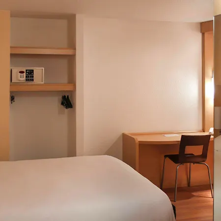 Hotel Ibis Centre Gare Nice