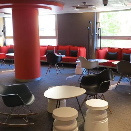 Ibis Centre Gare Hotel 3*